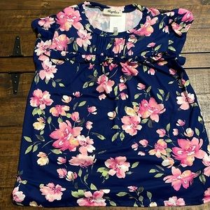 NWT Haptics floral, color, butterfly sleeve shirt. Size small.